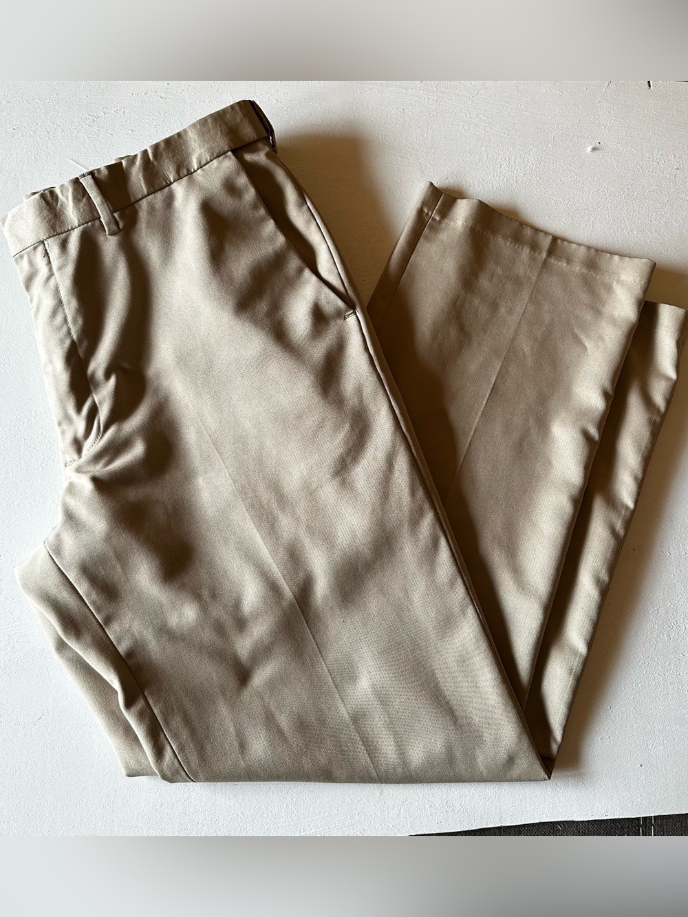 Haggar Men's Dress Pants in Khaki Beige Size 36 x 32